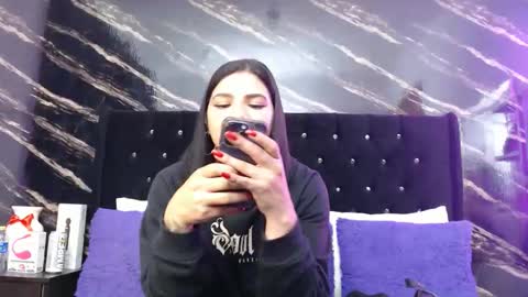 Snapshot of sarita_multisquirt chatting on 18, 4, 2026 Sara online show from 18, 4, 2026