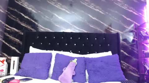 Snapshot of sarita_multisquirt chatting on 19, 4, 2026 Sara online show from 19, 4, 2026