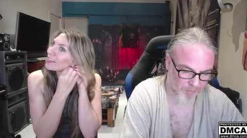 Giselle and Jay online show from 28, 10, 2025