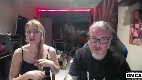 Giselle and Jay online show from 17, 11, 2025