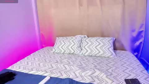 Snapshot of sasha_fox0 chatting on 1, 8, 2026 emy online show from 1, 8, 2026