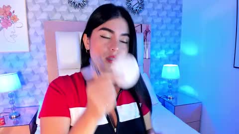 Camila  online show from 14, 11, 2025