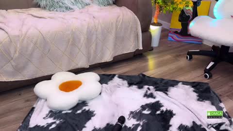 Snapshot of sasha_suprapro chatting on 18, 12, 2024 Hi everyone my name is Sasha   online show from 18, 12, 2024