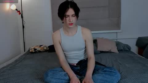 Snapshot of sasha_vesmus chatting on 5, 2, 2026 Sasha Vesmus online show from 5, 2, 2026