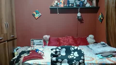 S A S H A R O S E online show from 3, 2, 2026