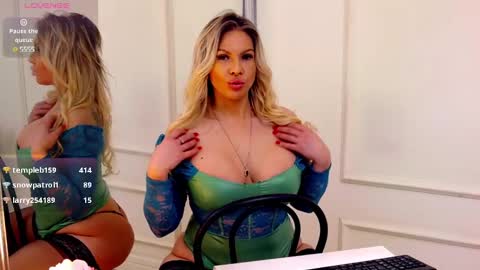 Snapshot of sashavaughn chatting on 7, 2, 2025 Sasha online show from 7, 2, 2025