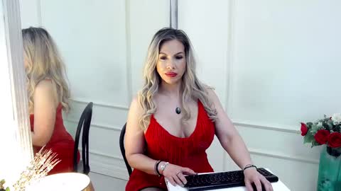 Snapshot of sashavaughn chatting on 7, 3, 2025 Sasha online show from 7, 3, 2025