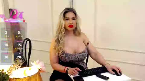 Snapshot of sashavaughn chatting on 10, 3, 2025 Sasha online show from 10, 3, 2025