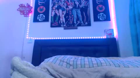 Snapshot of sashayscott chatting on 12, 1, 2025 Onlyfans nataliaclaus online show from 12, 1, 2025