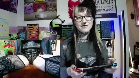 Ivy online show from 11, 4, 2026