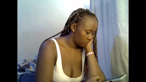 sassy_bella online show from 18, 12, 2025