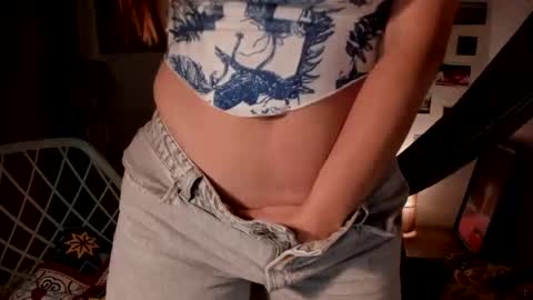 Snapshot of sassy_xyou chatting on 19, 1, 2025 Ms. Oh   online show from 19, 1, 2025