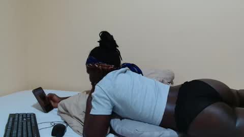 sassybabe20 online show from 17, 10, 2025