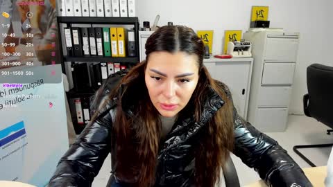 sassytiff online show from 21, 1, 2025