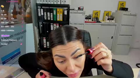 sassytiff online show from 27, 2, 2025