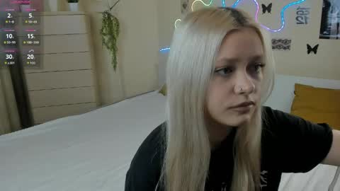 Snapshot of satinpresence chatting on 4, 5, 2026 satinpresence online show from 4, 5, 2026