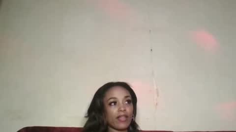Snapshot of saucy_shanice chatting on 18, 6, 2026 Shaniiice online show from 18, 6, 2026