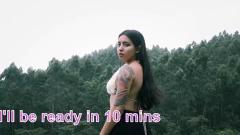 Snapshot of saucy_zaren chatting on 17, 6, 2026 Zaren online show from 17, 6, 2026
