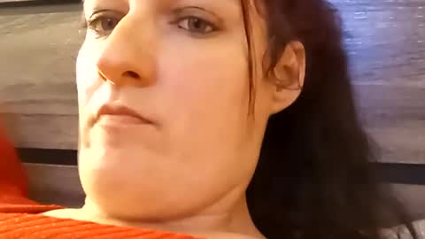 Snapshot of saucybear666 chatting on 25, 2, 2025 SnowBunny online show from 25, 2, 2025