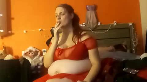 Snapshot of saucybear666 chatting on 23, 11, 2025 SnowBunny online show from 23, 11, 2025