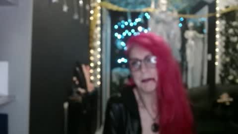 SaucySky online show from 31, 10, 2025