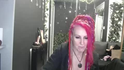 SaucySky online show from 10, 1, 2026