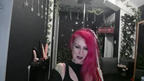 SaucySky online show from 24, 2, 2026