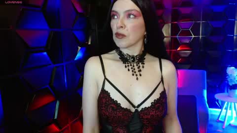 Snapshot of sauvage_lilith chatting on 5, 5, 2026 lilith online show from 5, 5, 2026