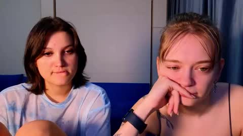 Snapshot of sav_anna chatting on 15, 9, 2025 LUNA and ANNA    online show from 15, 9, 2025