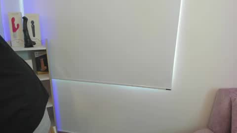 savagesweethearts online show from 13, 1, 2025