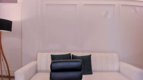 S a v a n n a h  online show from 30, 1, 2025