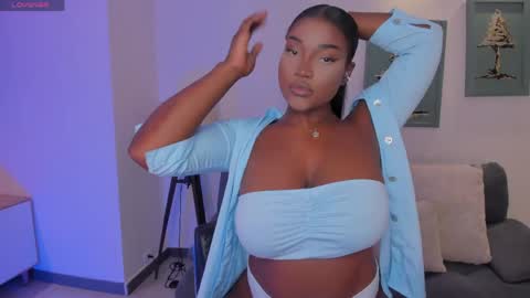 Snapshot of savannahstorm_ chatting on 7, 5, 2026 S a v a n n a h online show from 7, 5, 2026