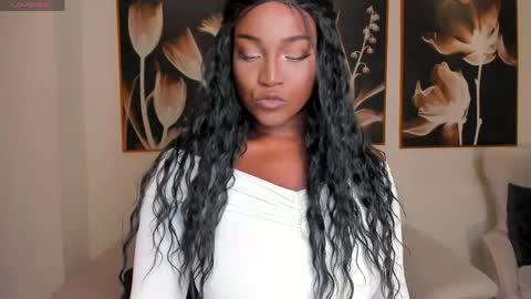 Snapshot of savannahstorm_ chatting on 11, 5, 2026 S a v a n n a h online show from 11, 5, 2026