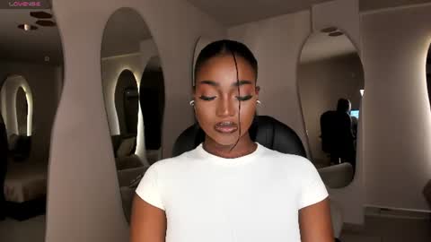 Snapshot of savannahstorm_ chatting on 11, 6, 2026 S a v a n n a h online show from 11, 6, 2026
