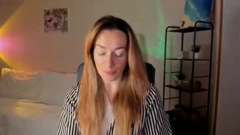 save the qween online show from 14, 12, 2025