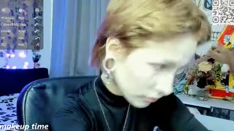 Snapshot of say_mary chatting on 17, 6, 2026 pronoun she. name Mary. age 21. online show from 17, 6, 2026