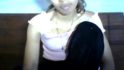 Snapshot of sayaah01 chatting on 24, 7, 2026 sayaah01 online show from 24, 7, 2026