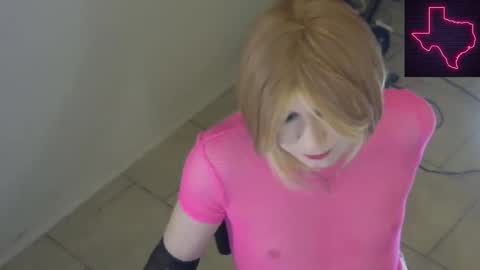 Cait or Caitlin online show from 5, 3, 2025