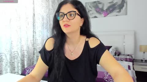 Mikyyy online show from 29, 1, 2025