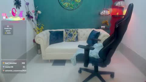 Marie  online show from 5, 12, 2025