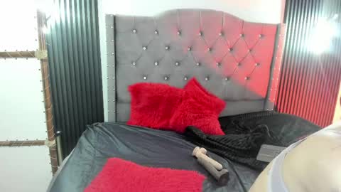 scarbadgirl_ online show from 1, 6, 2026