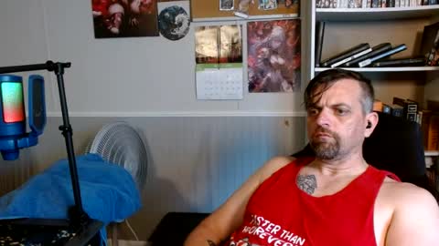 Snapshot of scarecrow2wm chatting on 3, 7, 2026 Kent Clark online show from 3, 7, 2026