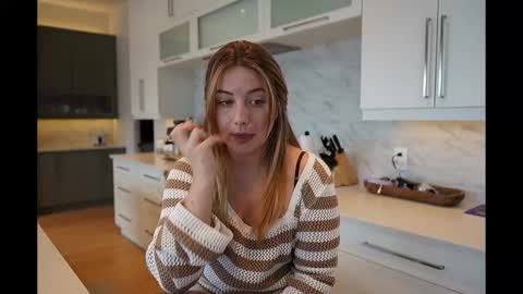 scarlajade online show from 11, 3, 2025