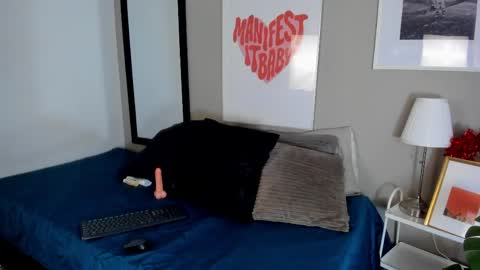 scarlet online show from 10, 6, 2026