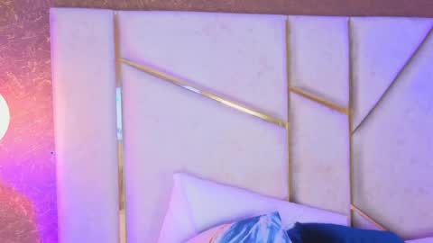 Scarlett online show from 16, 4, 2026