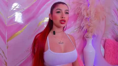 Snapshot of scarleett_jones chatting on 26, 2, 2026 scarleett jones online show from 26, 2, 2026