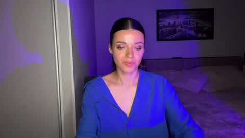 Snapshot of scarlet_daisy_ chatting on 20, 7, 2026 Sophie online show from 20, 7, 2026