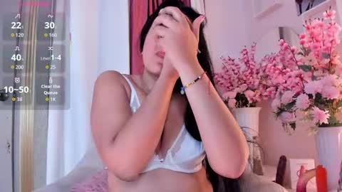 Snapshot of scarlet_fostt_ chatting on 4, 11, 2025 Andrea online show from 4, 11, 2025