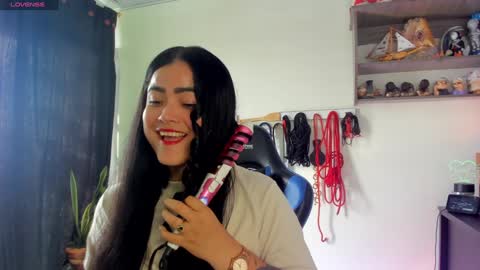 scarlet taylor kennedy online show from 21, 12, 2024