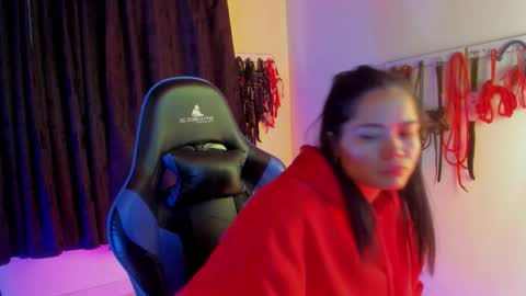 scarlet taylor kennedy online show from 11, 10, 2025